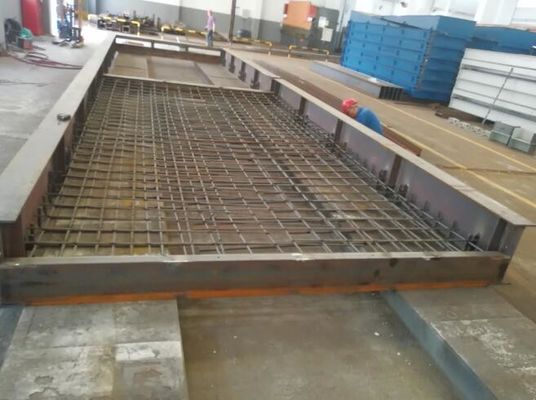 Concrete de Schaalweegbrug van de Platformvrachtwagen/3×10M 150 Ton Op zwaar werk berekende het Wegen Schaal