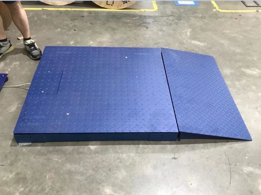 Zware industriële vloerwaarden voor de productie in pakhuizen